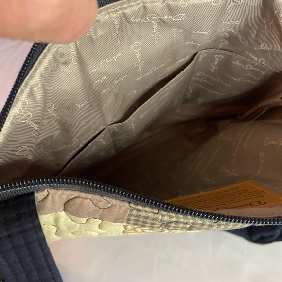 Donna Sharp patchwork Crossbody purse with three outside pockets - Picture 13 of 13